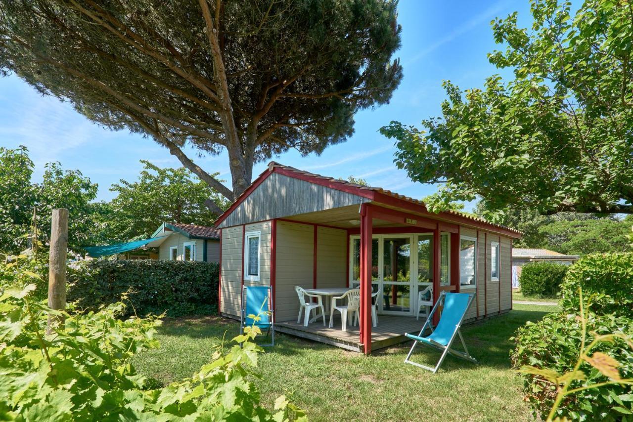 Camping La Brande Ле-Шато-д'Олерон Екстер'єр фото